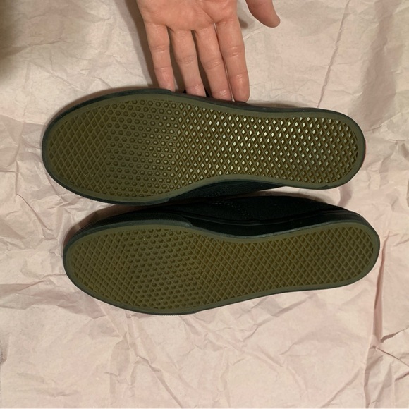 VANS authentic shoe - Picture 3 of 3